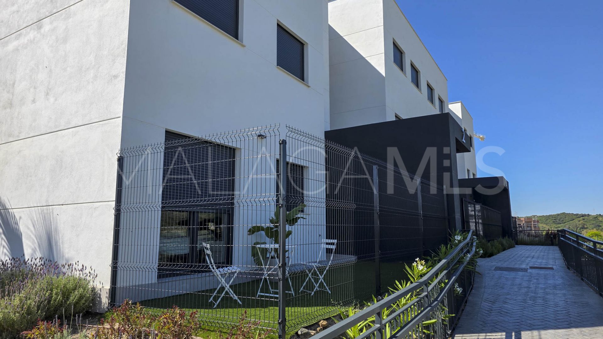 Erdgeschosswohnung for sale in Estepona