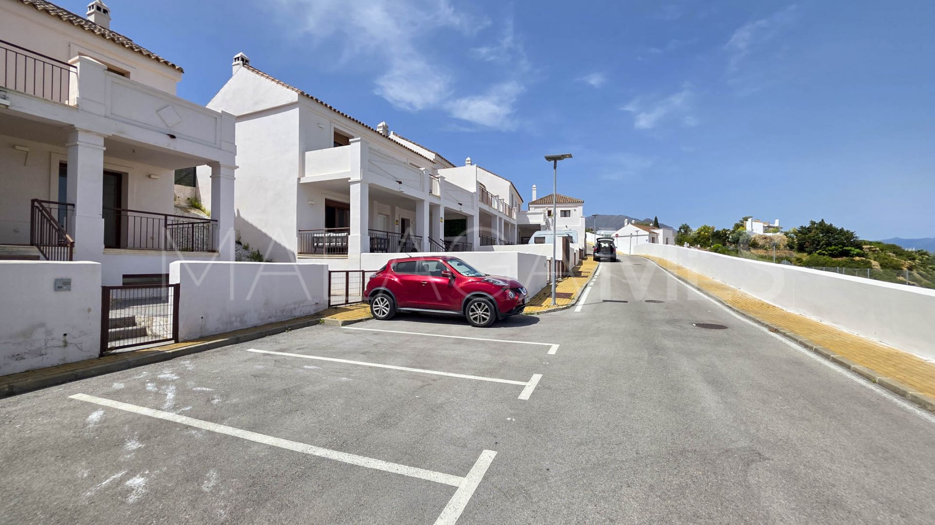 Parhus for sale in Casares