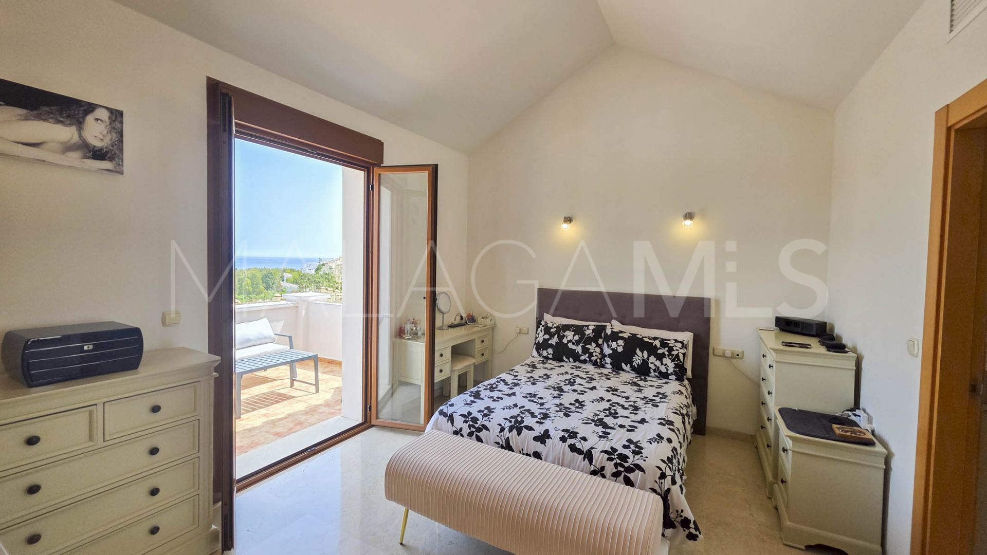 Parhus for sale in Casares
