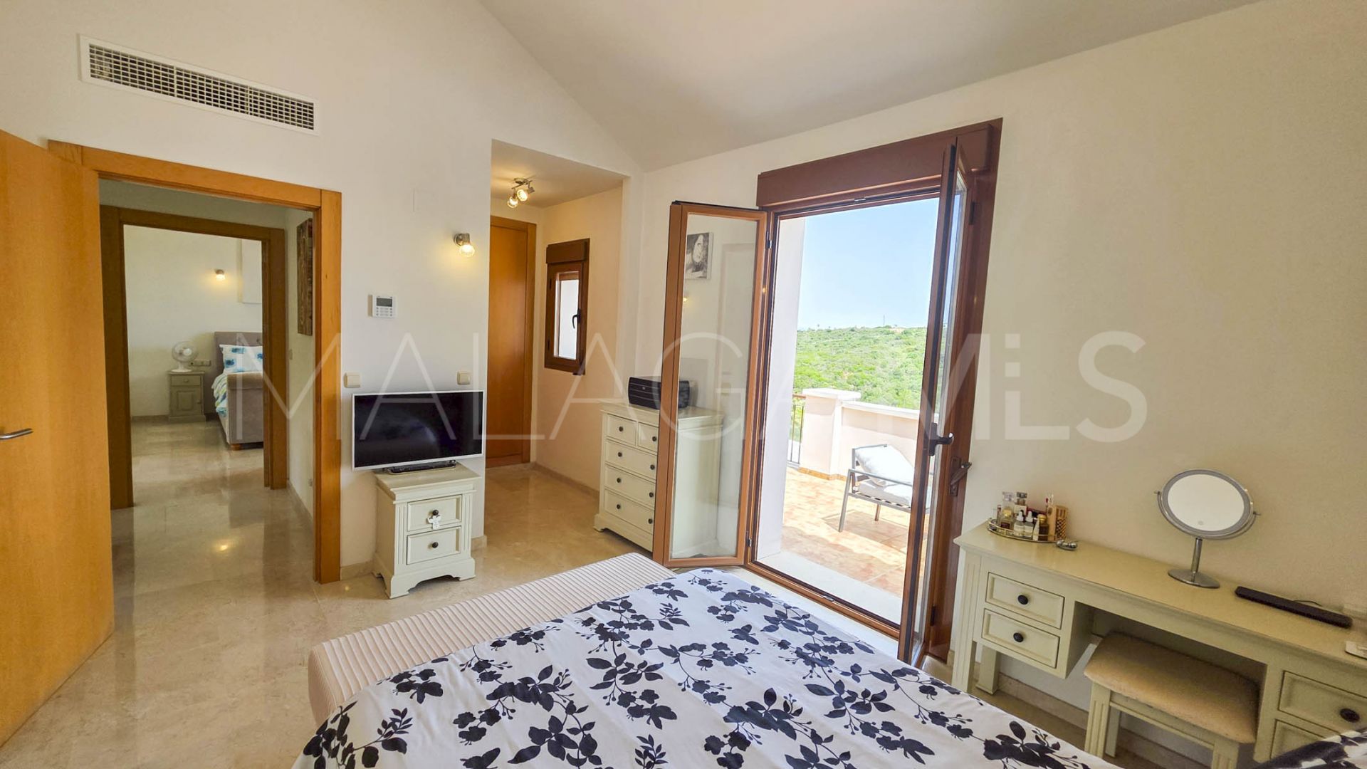 Parhus for sale in Casares