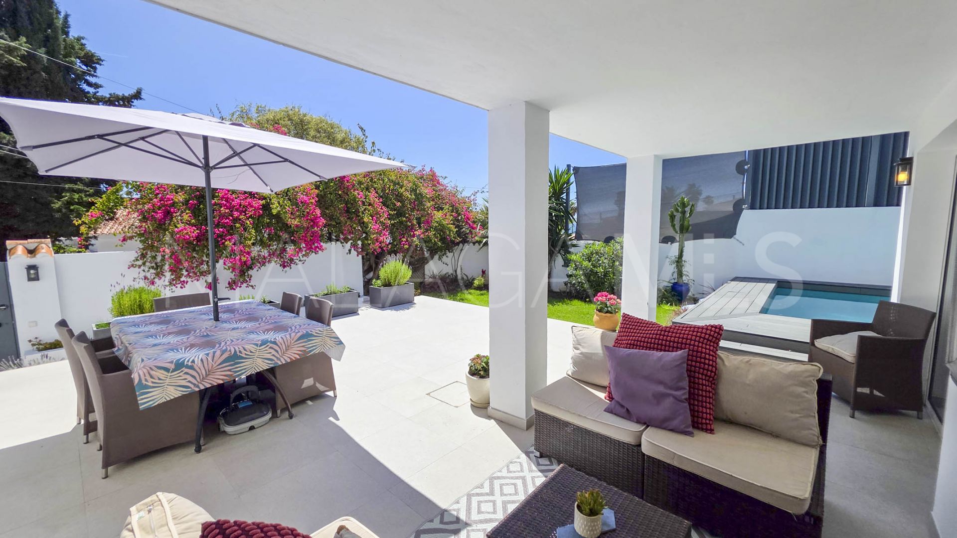 Haus for sale in Estepona