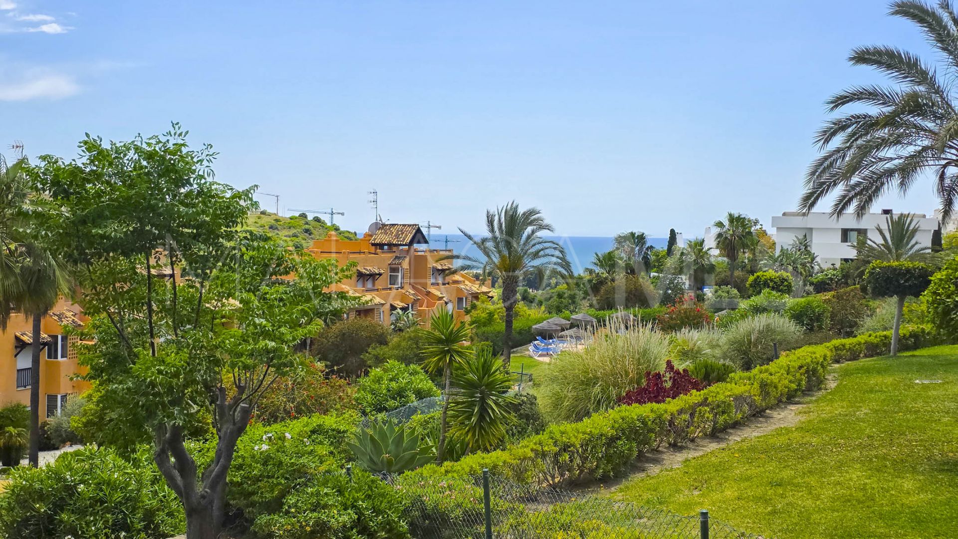Erdgeschosswohnung for sale in Casares del Sol