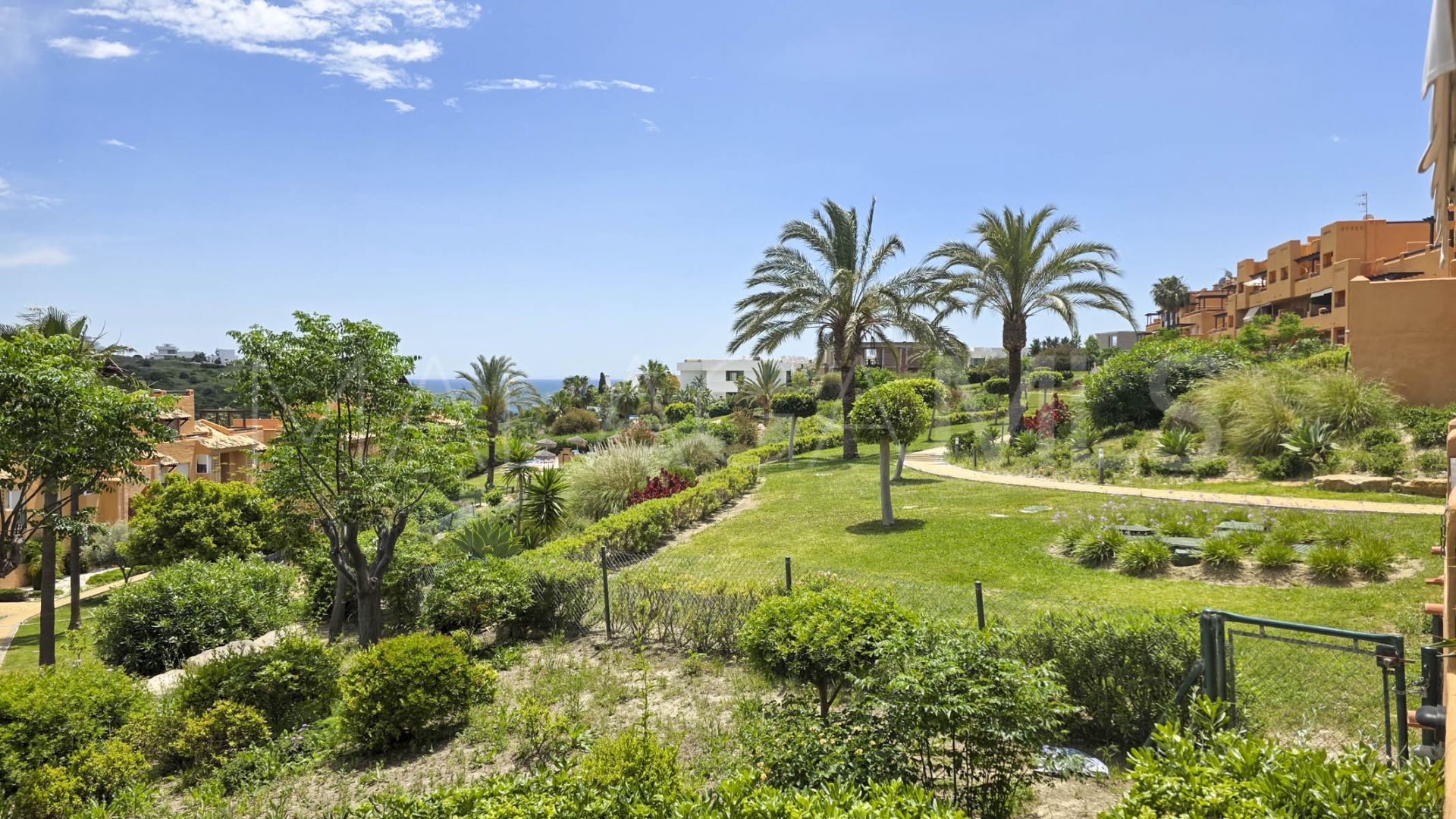 Erdgeschosswohnung for sale in Casares del Sol