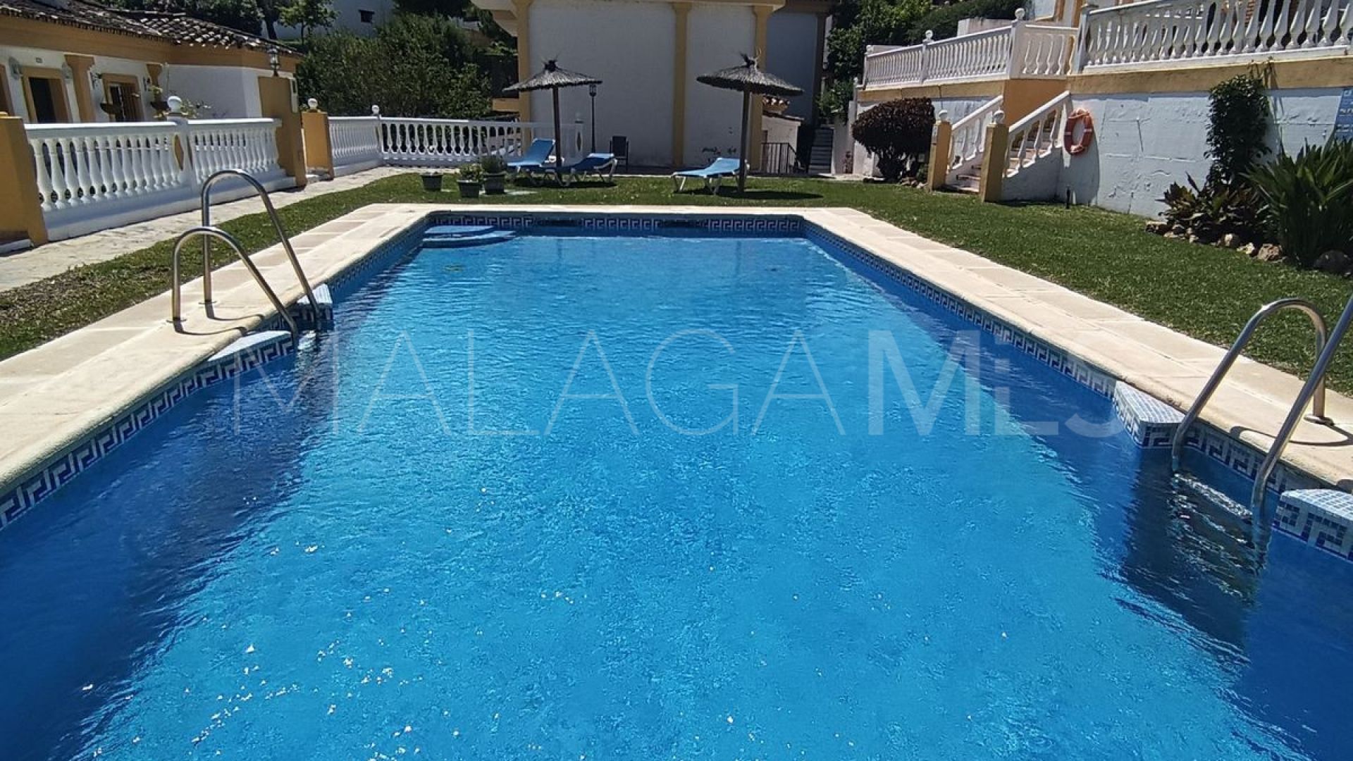 Maison jumelée for sale in Manilva