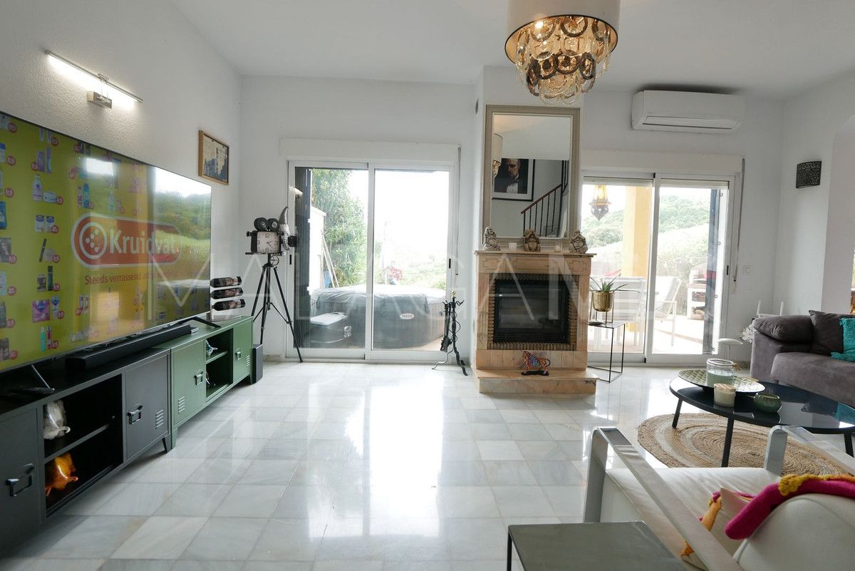Maison jumelée for sale in Manilva
