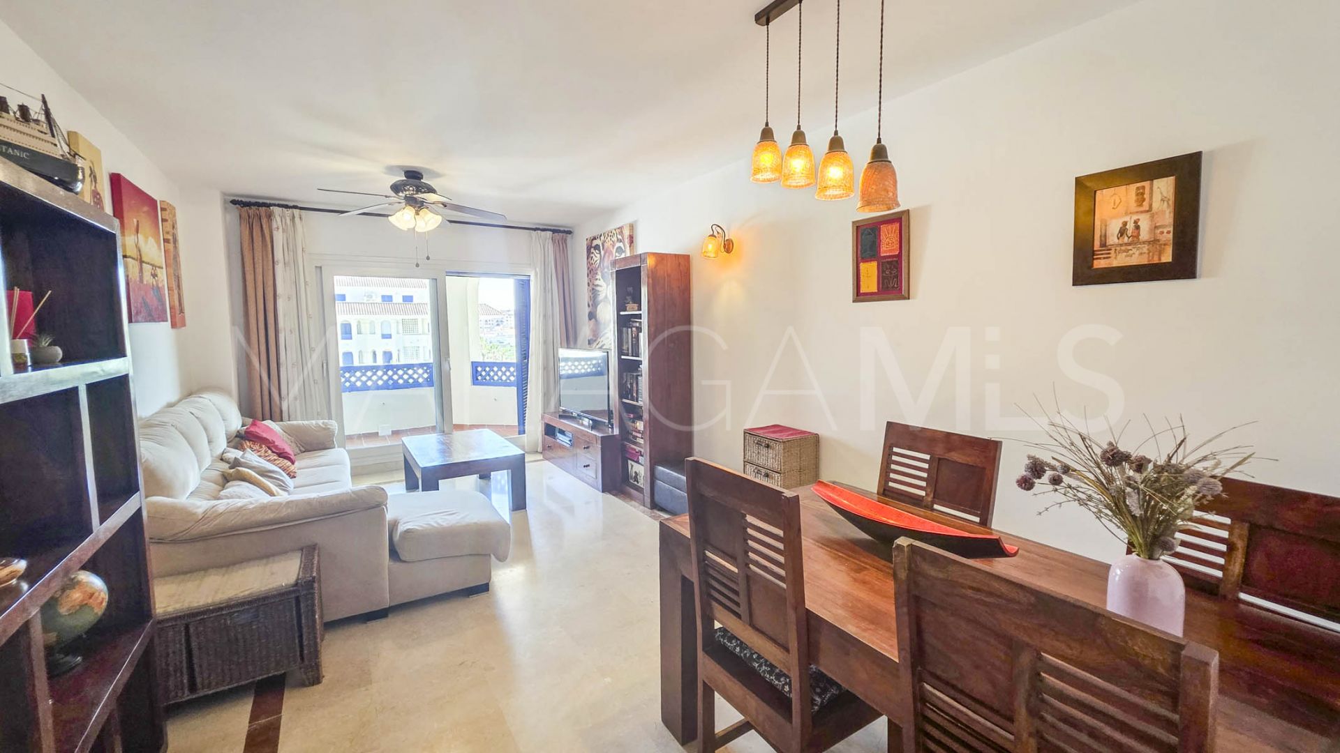 Apartamento for sale with 2 bedrooms in Sabinillas