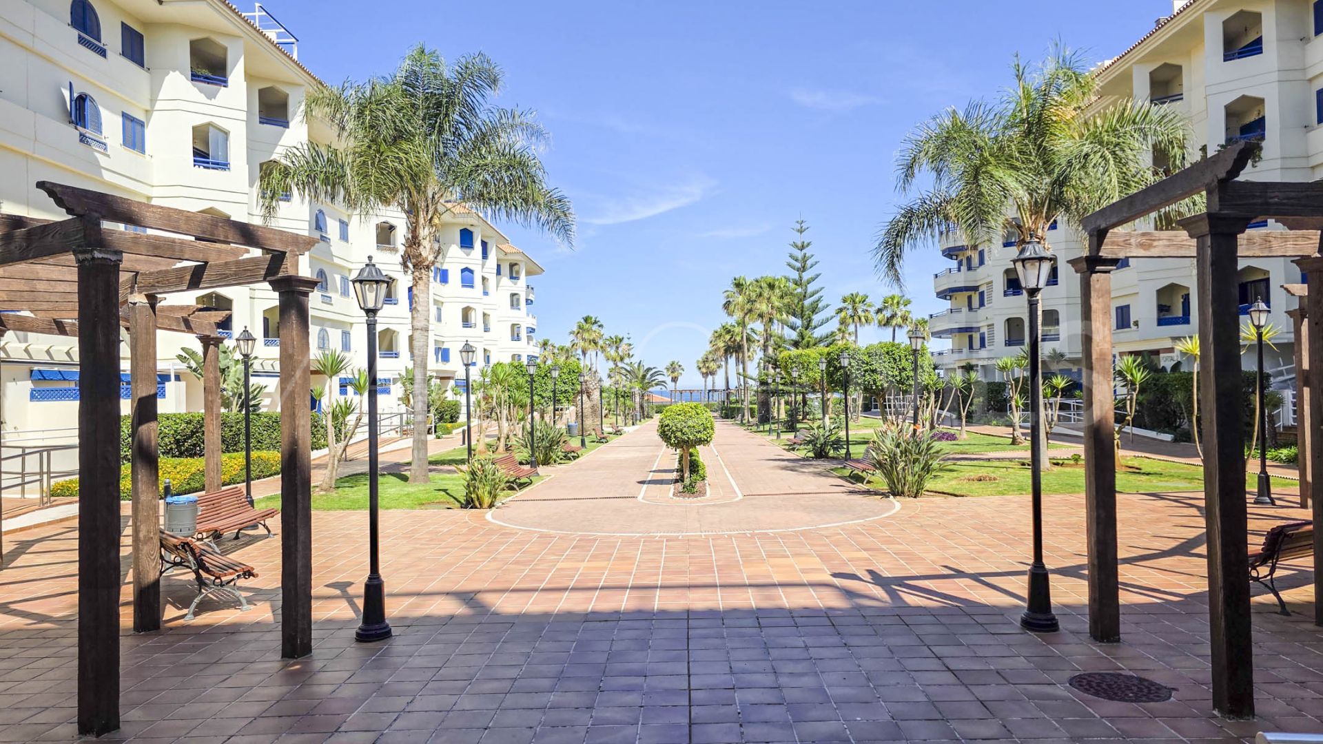 Apartamento for sale with 2 bedrooms in Sabinillas