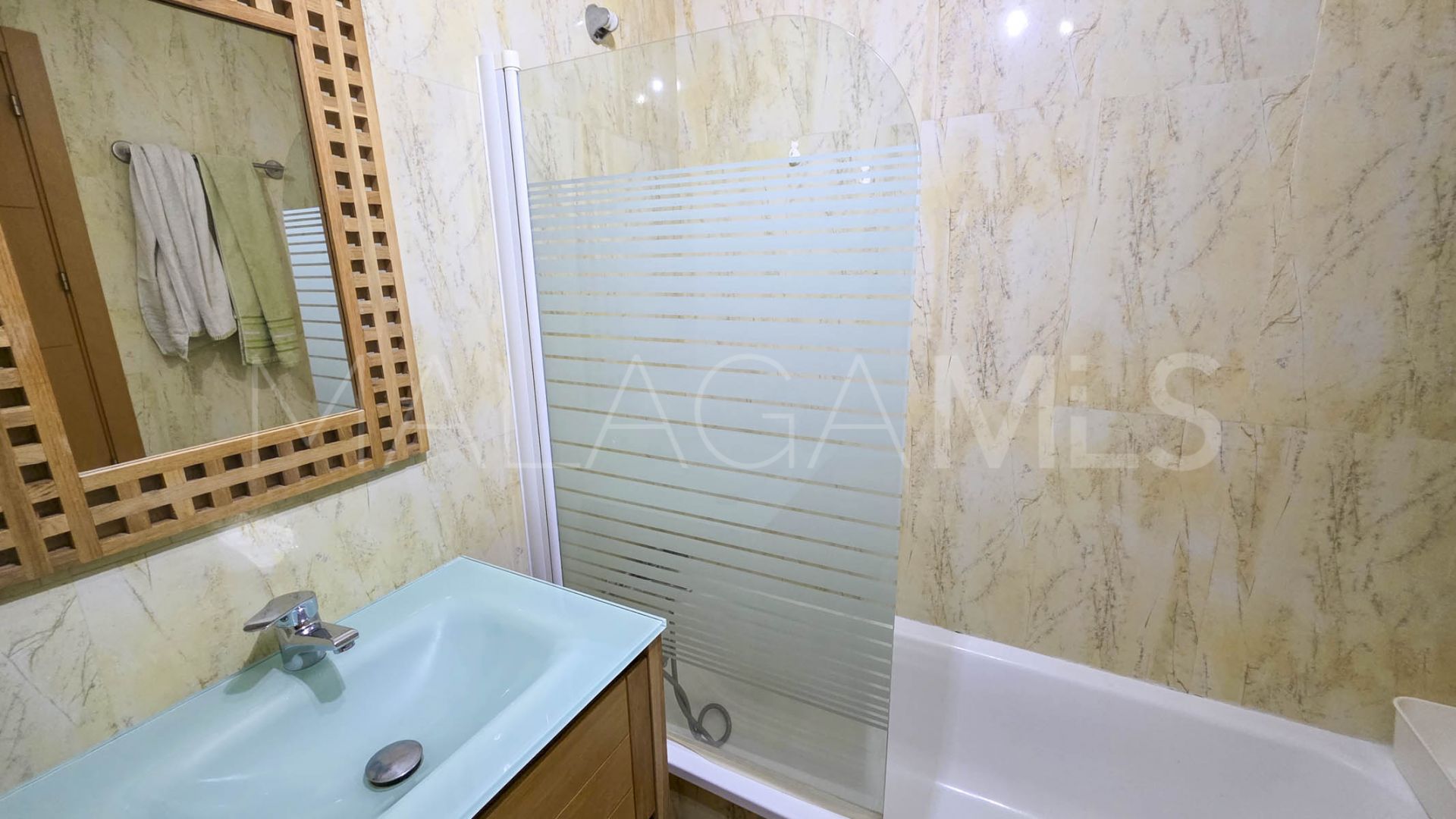 Apartamento for sale in Sabinillas with 2 bedrooms
