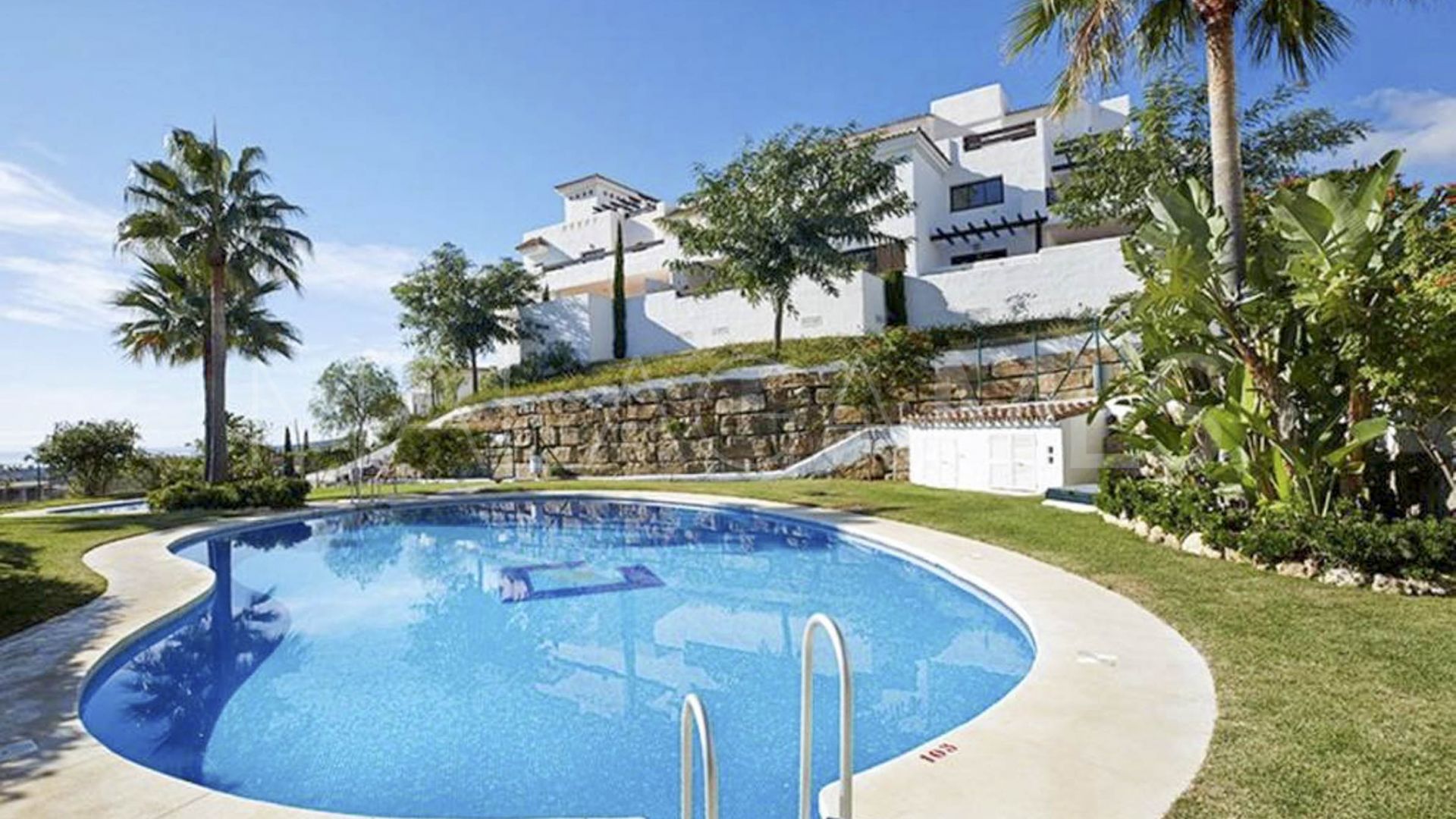 Penthouse for sale in Casares Playa