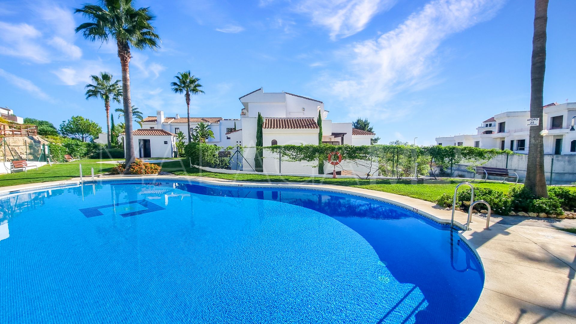 Penthouse for sale in Casares Playa