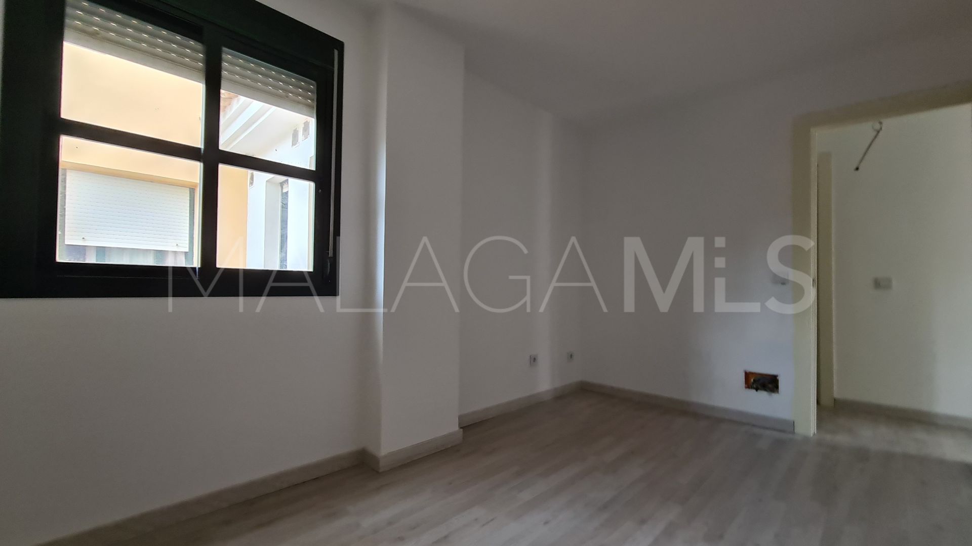 For sale 3 bedrooms ground floor apartment in Manilva Beach