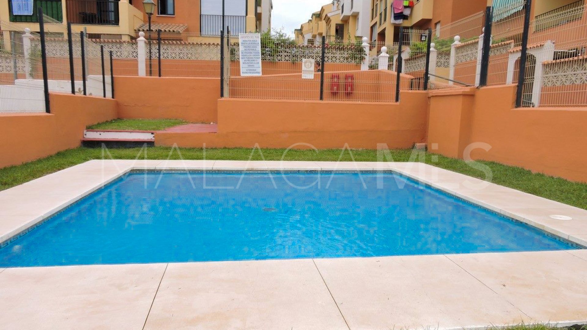 For sale 3 bedrooms ground floor apartment in Manilva Beach