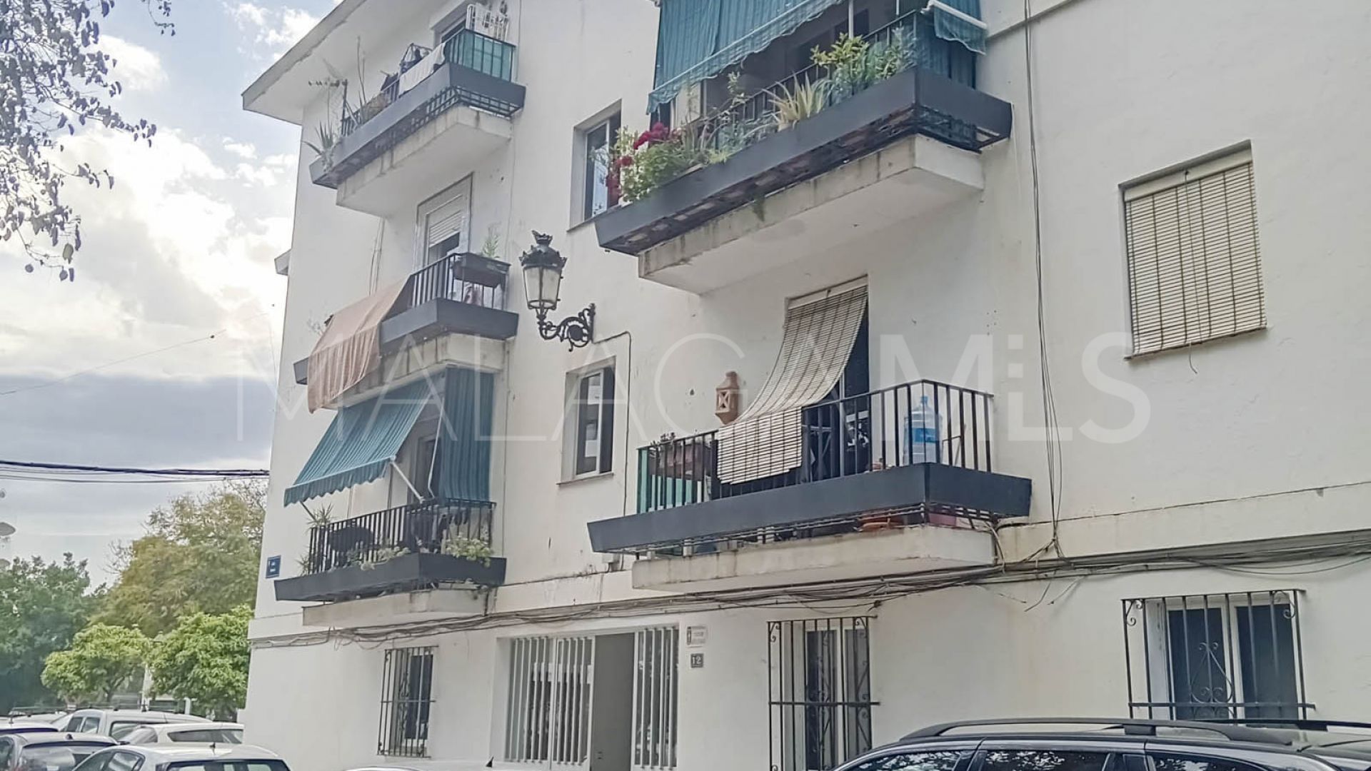 Apartamento a la venta with 3 bedrooms in Nueva Andalucia