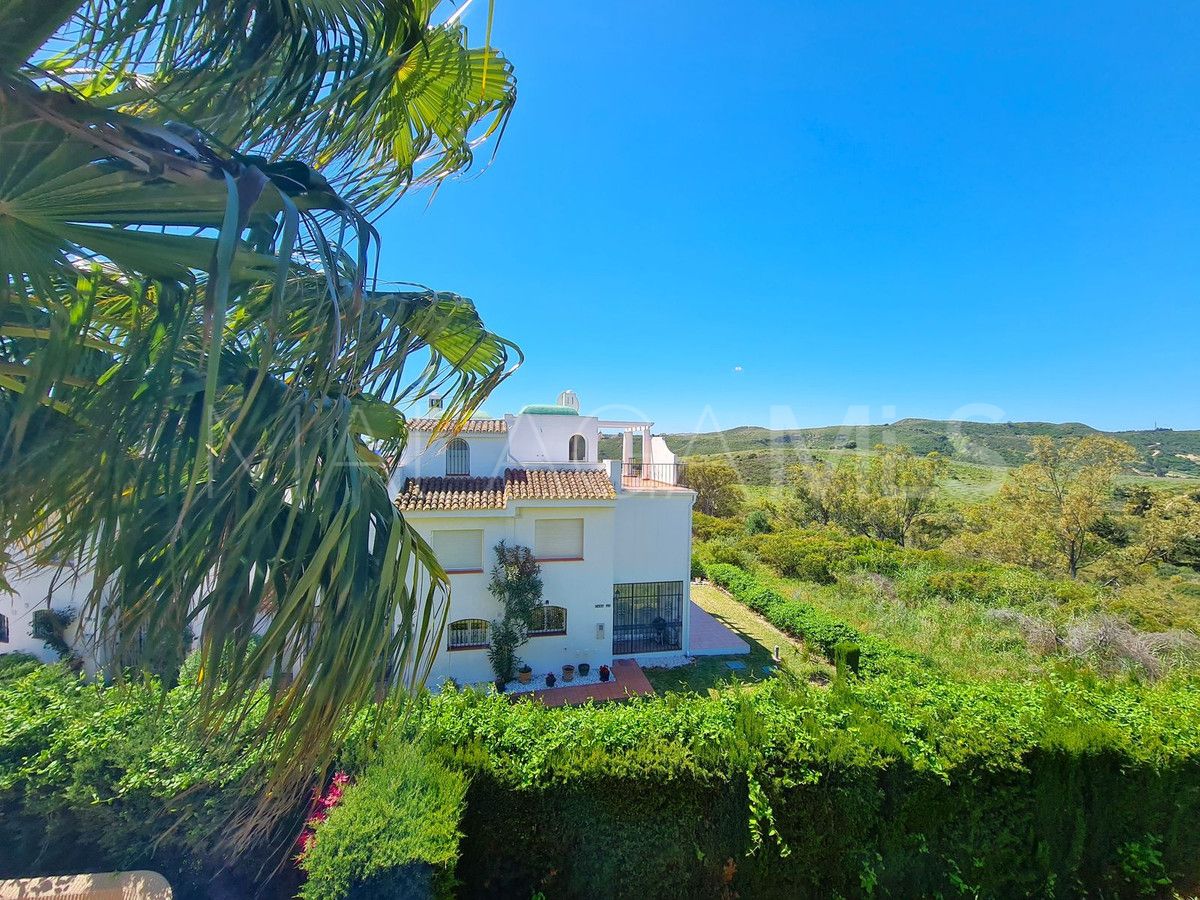Pareado for sale de 3 bedrooms in La Duquesa Golf