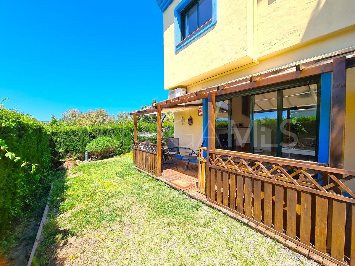 Pareado for sale de 3 bedrooms in La Duquesa Golf