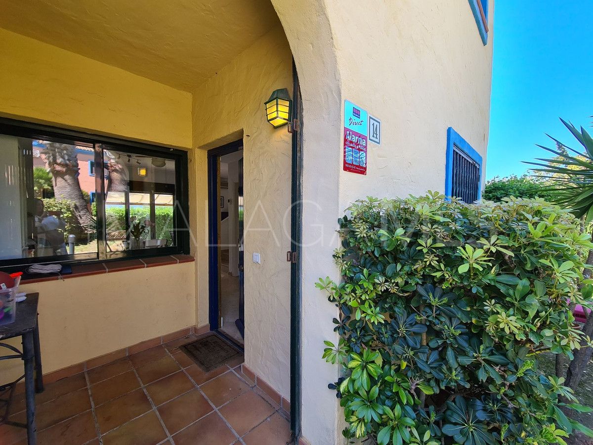 Pareado for sale de 3 bedrooms in La Duquesa Golf