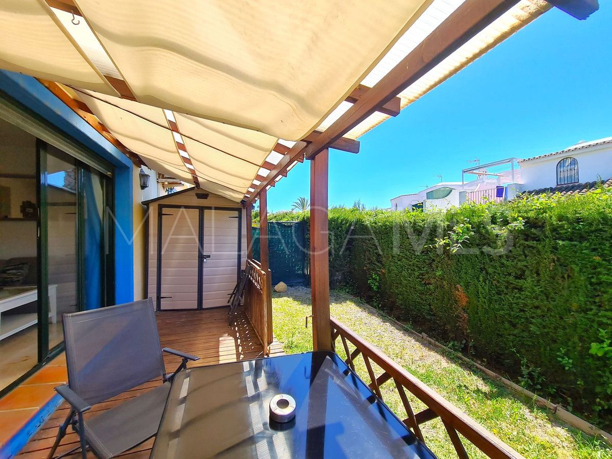 Pareado for sale de 3 bedrooms in La Duquesa Golf