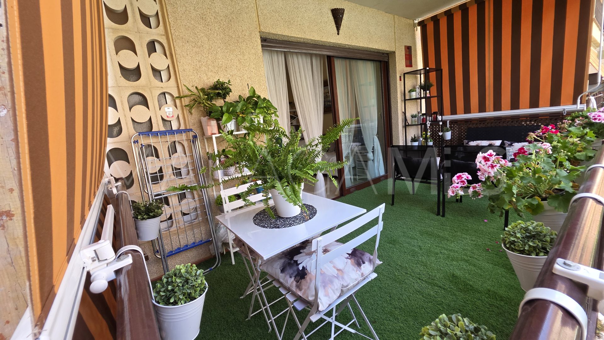Sabinillas, estudio for sale