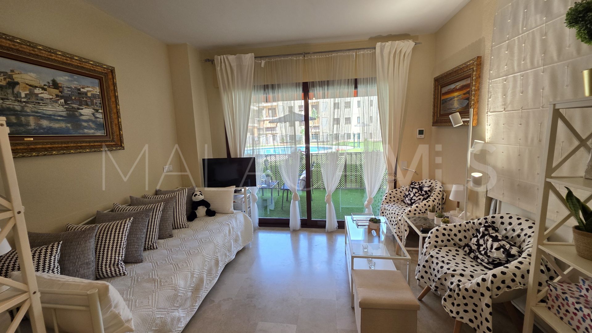Sabinillas, estudio for sale