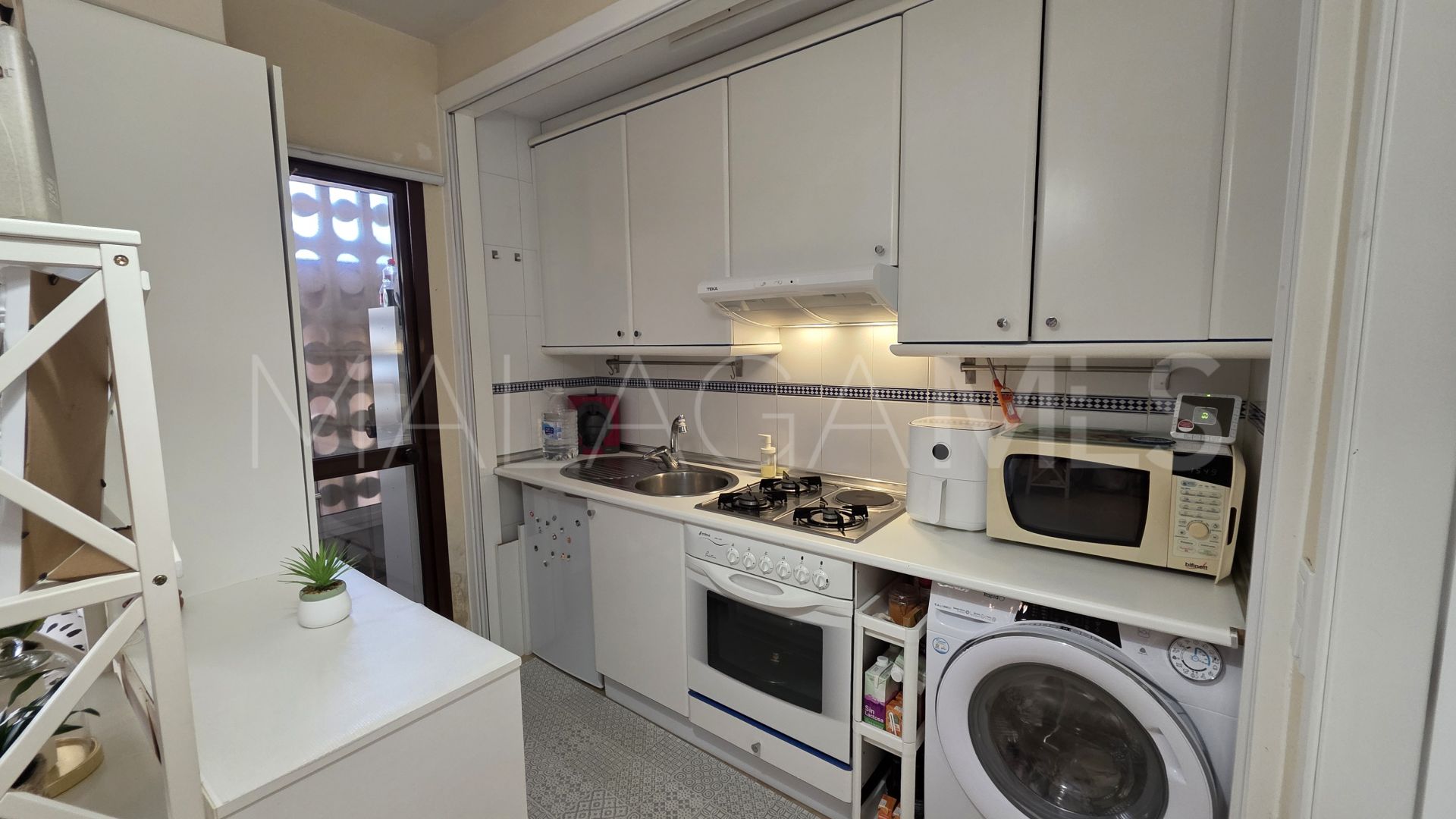 Sabinillas, estudio for sale