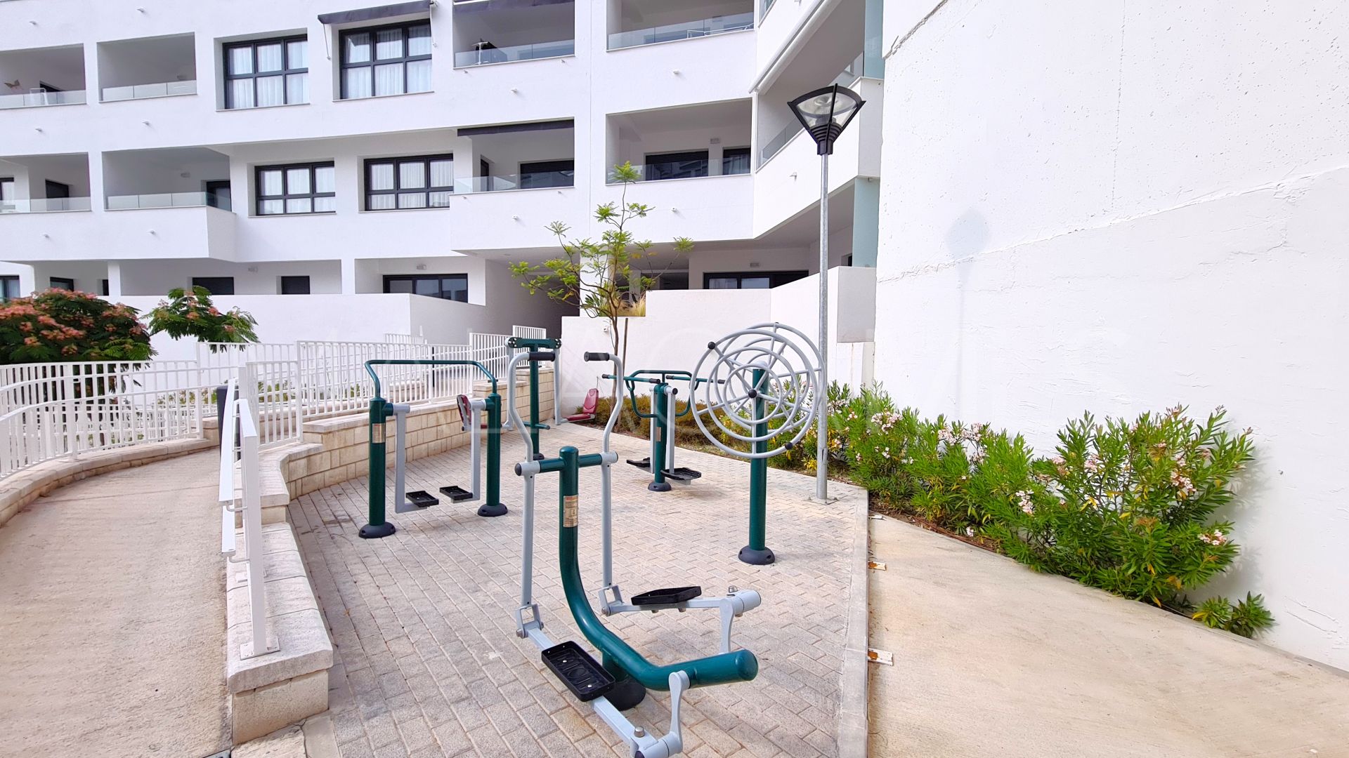 Lägenhet for sale in Estepona Stad