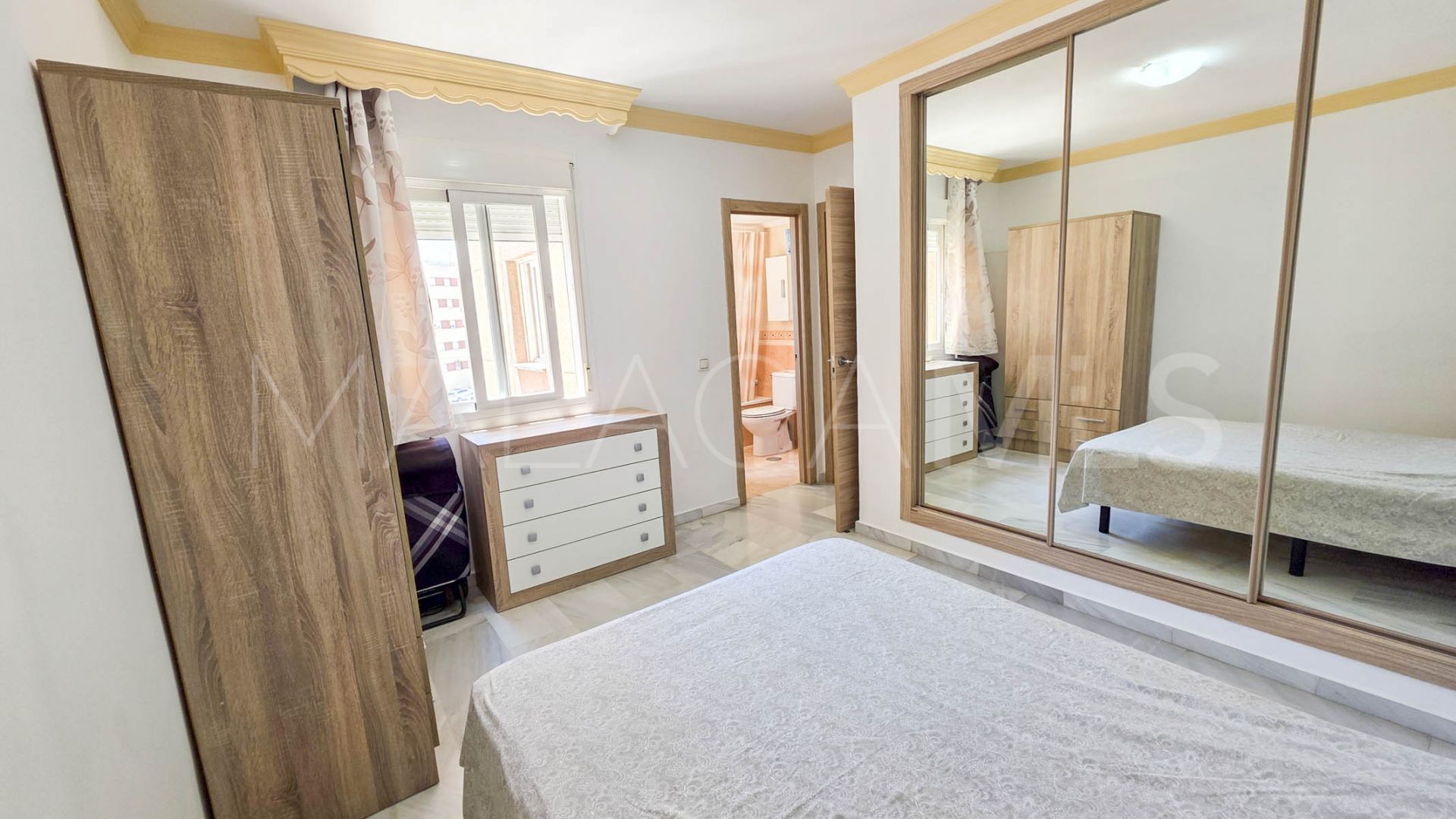 Lägenhet for sale in Estepona Stad