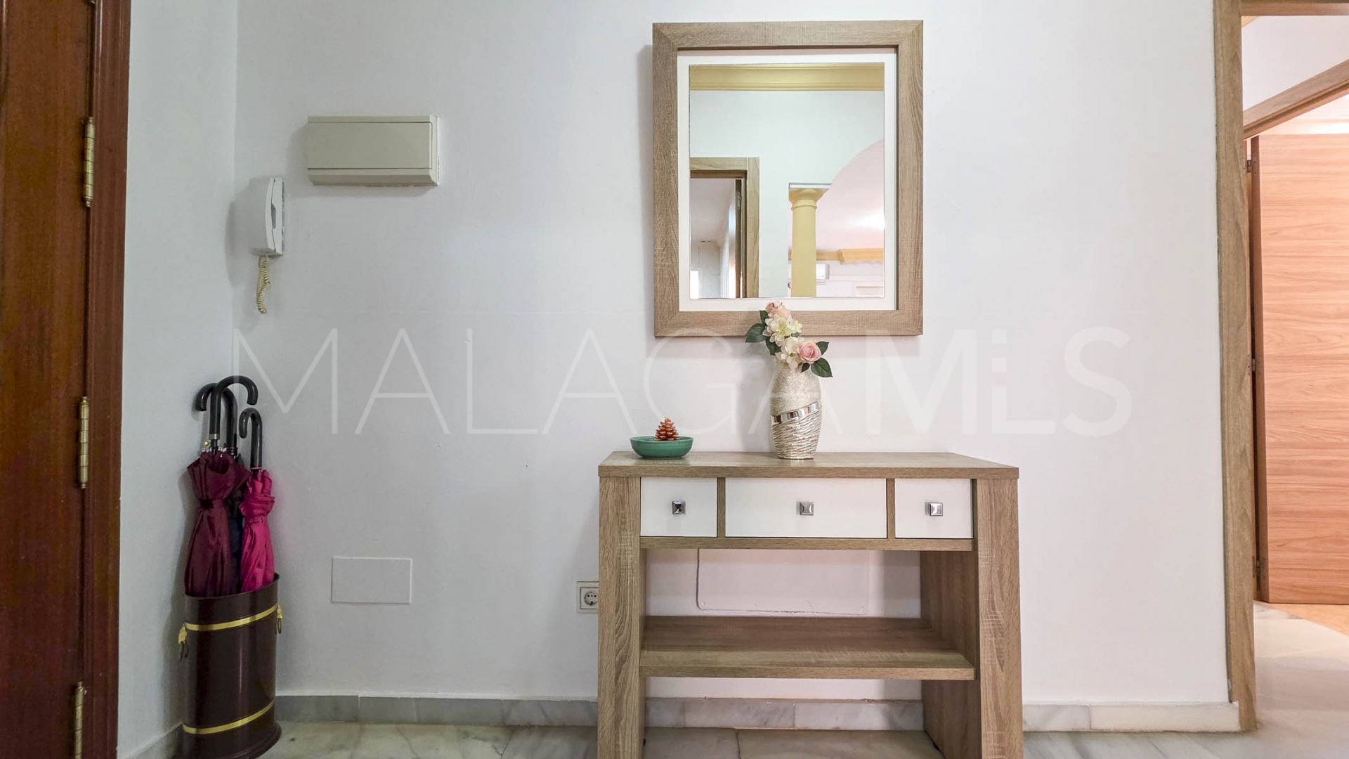 Lägenhet for sale in Estepona Stad