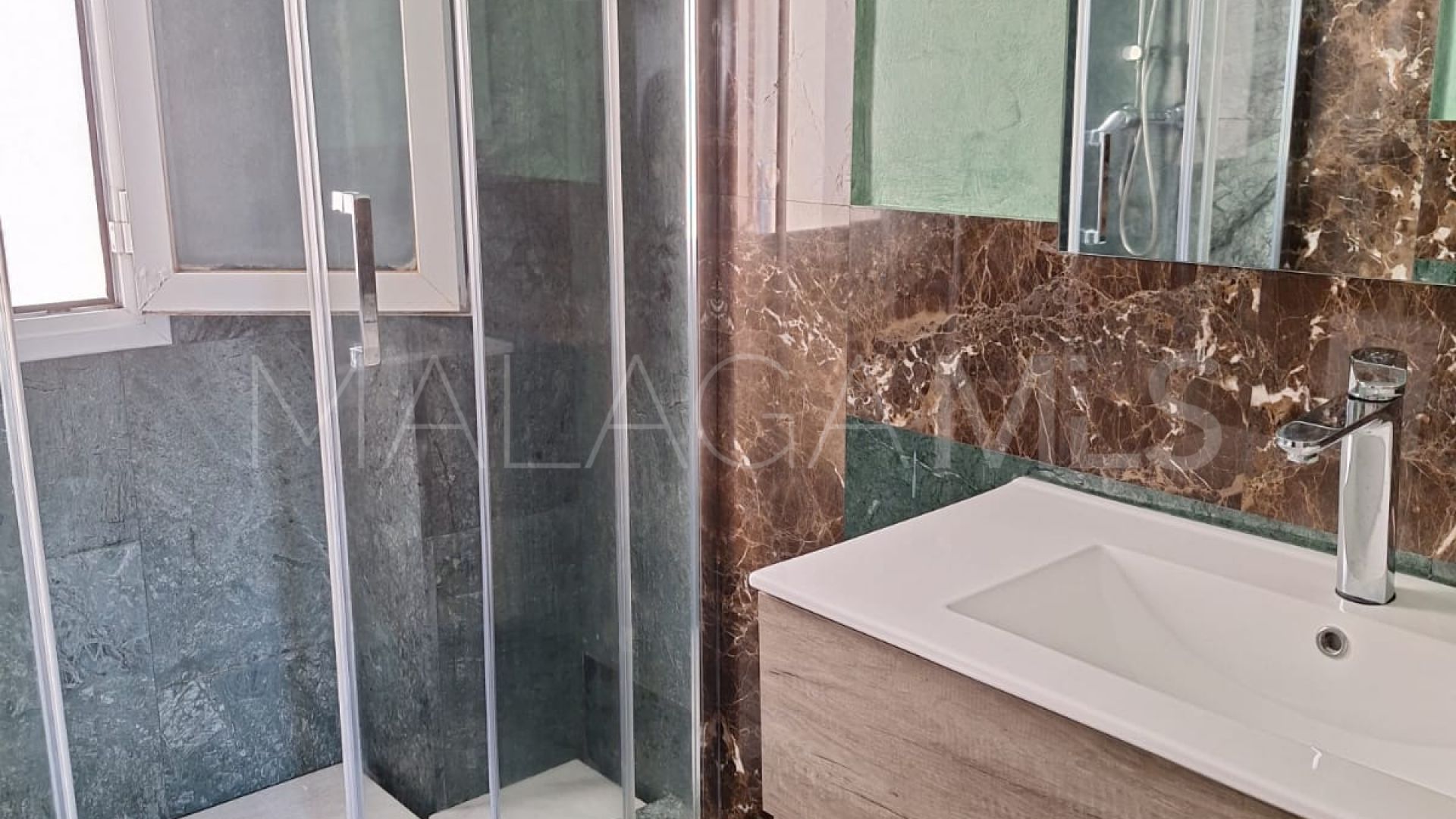 Apartment with 1 bedroom for sale in Estepona Town