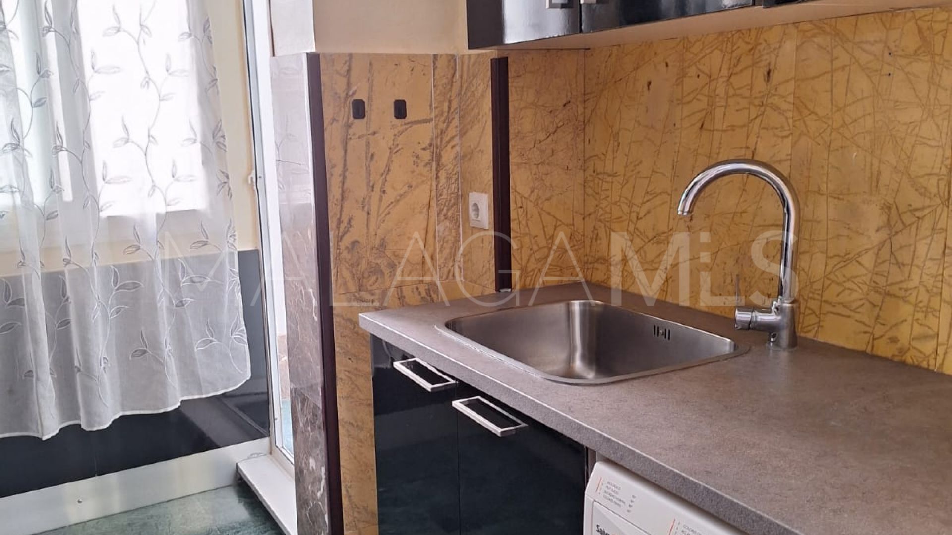Apartment with 1 bedroom for sale in Estepona Town
