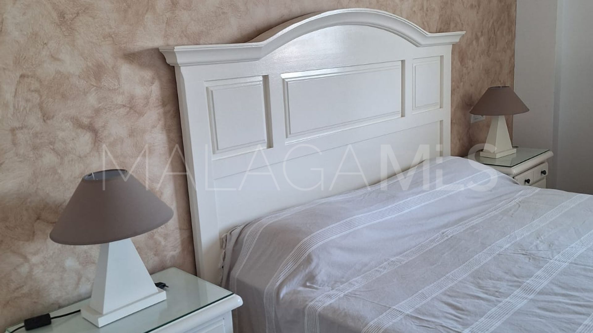 Apartment with 1 bedroom for sale in Estepona Town