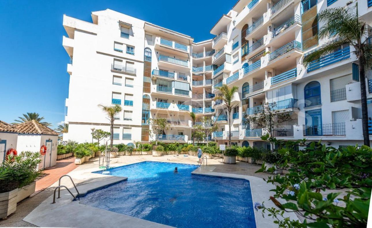 Apartment with 1 bedroom for sale in Estepona Town