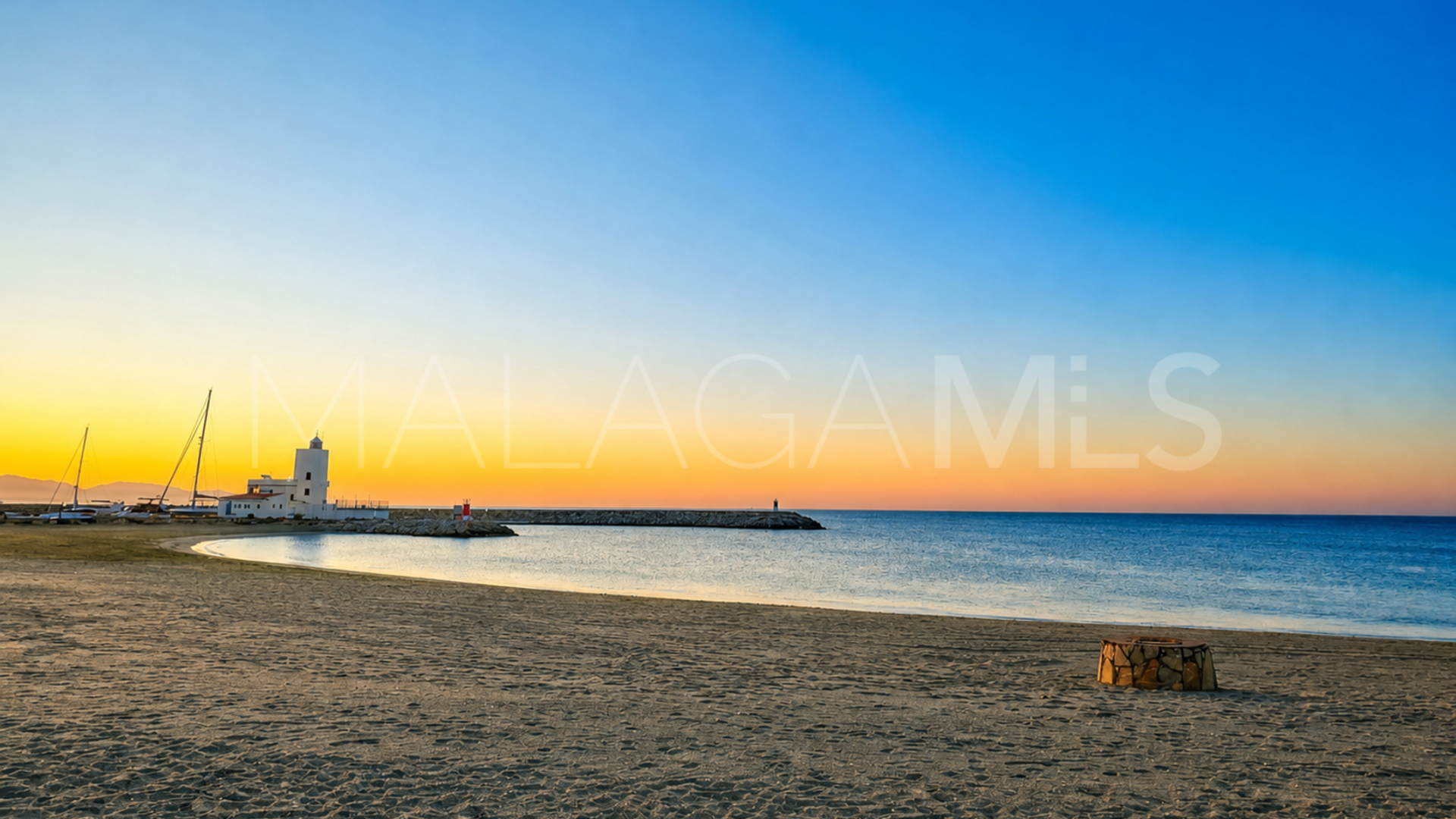 Puerto La Duquesa studio for sale