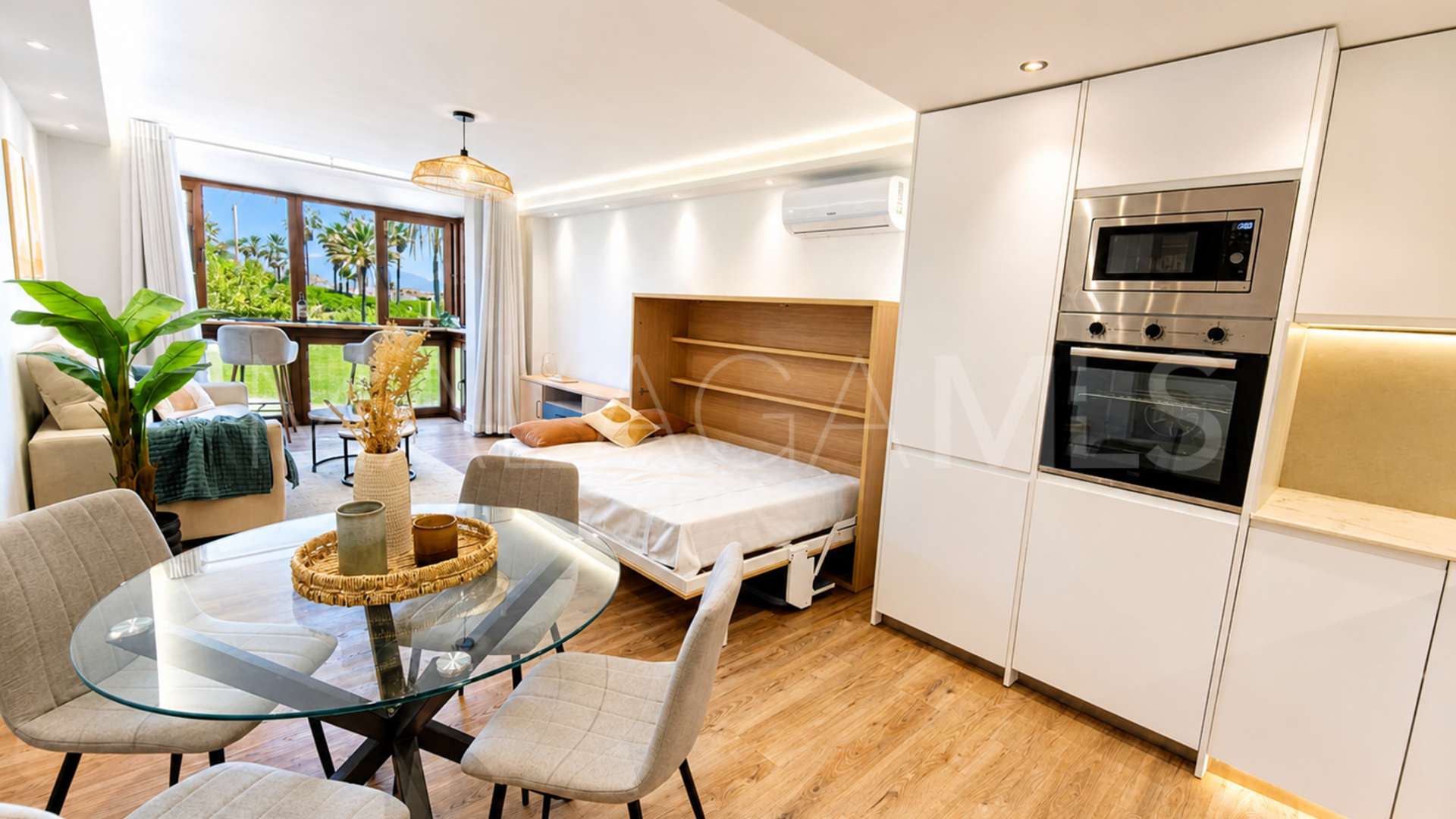 Puerto La Duquesa studio for sale