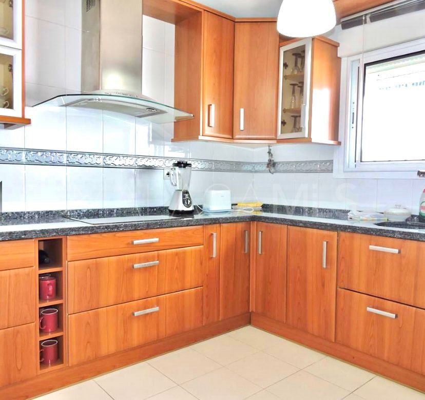 Adosado for sale in Manilva Pueblo de 3 bedrooms