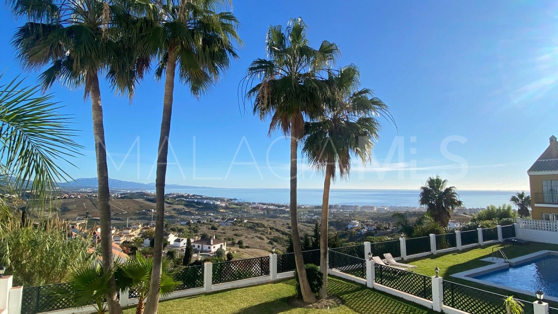 Adosado for sale in Manilva Pueblo de 3 bedrooms