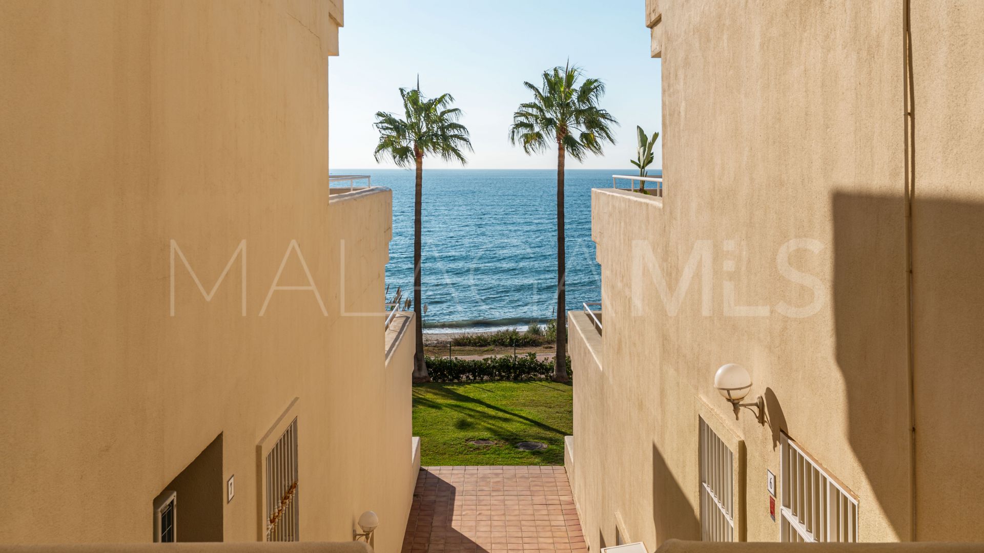 Appartement rez de chaussée for sale in Bermuda Beach