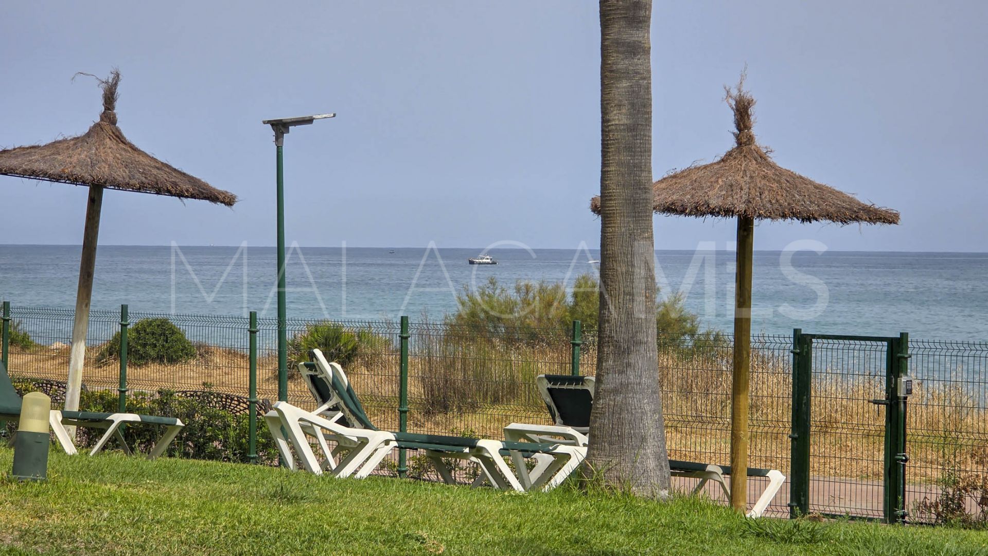 Appartement rez de chaussée for sale in Bermuda Beach
