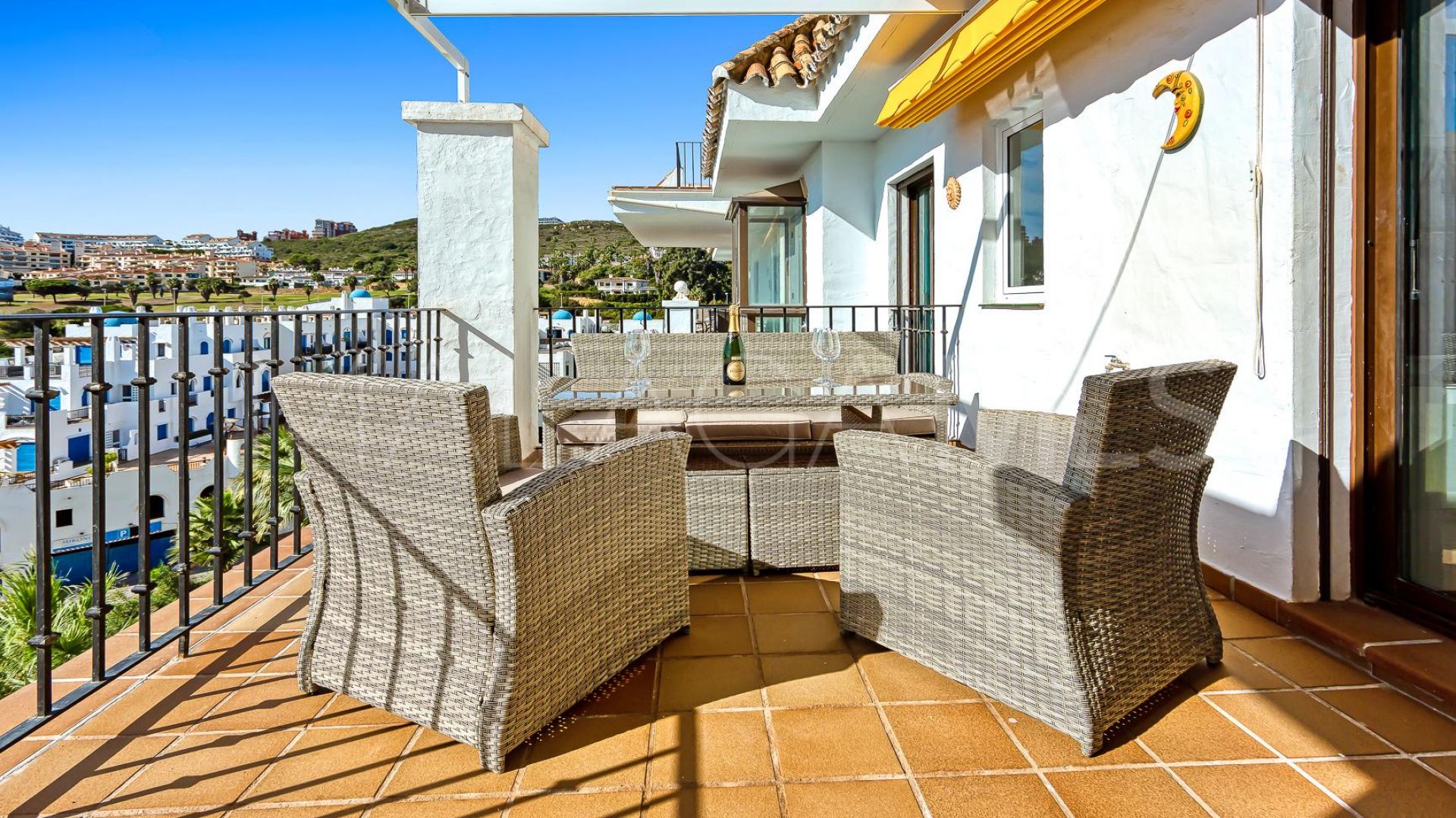 Buy apartamento de 2 bedrooms in Puerto La Duquesa