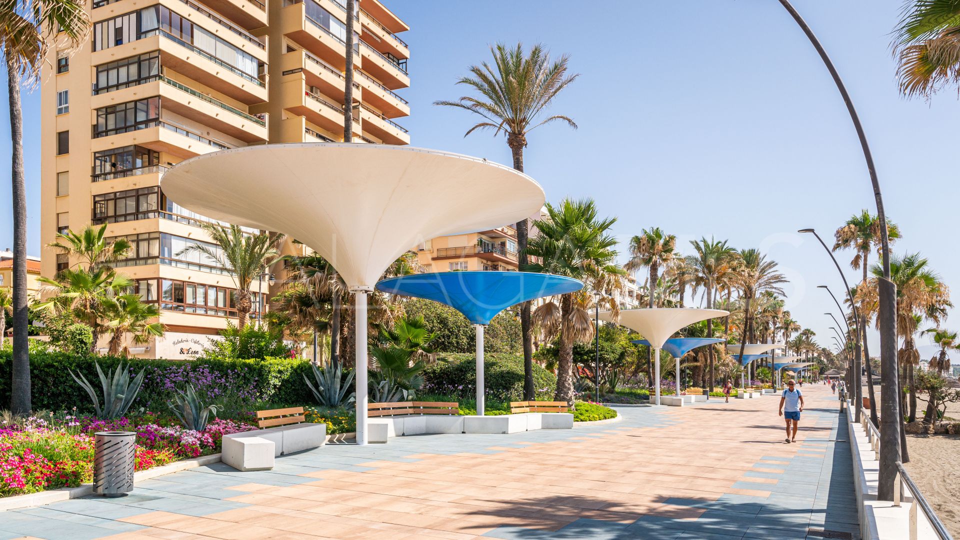 Lägenhet for sale in Estepona Centre