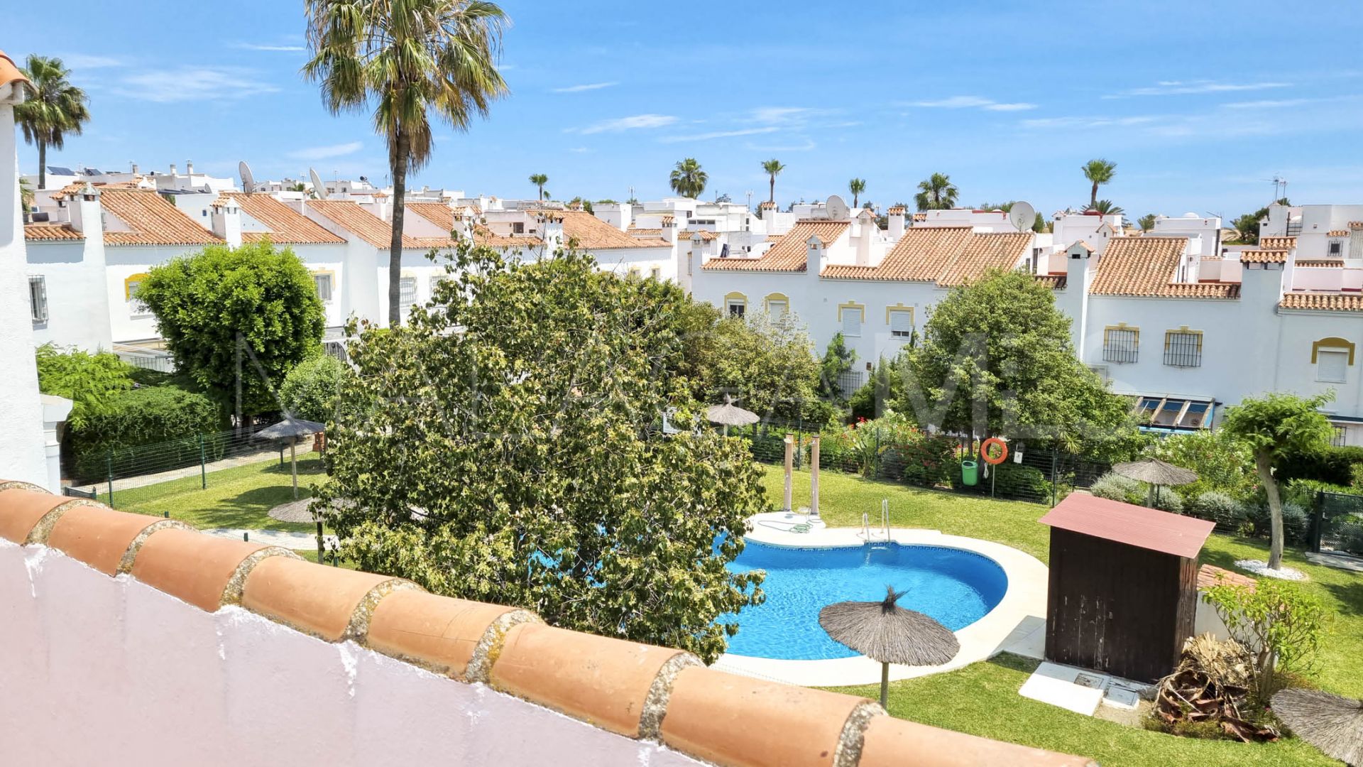 Radhus for sale in Casares Playa