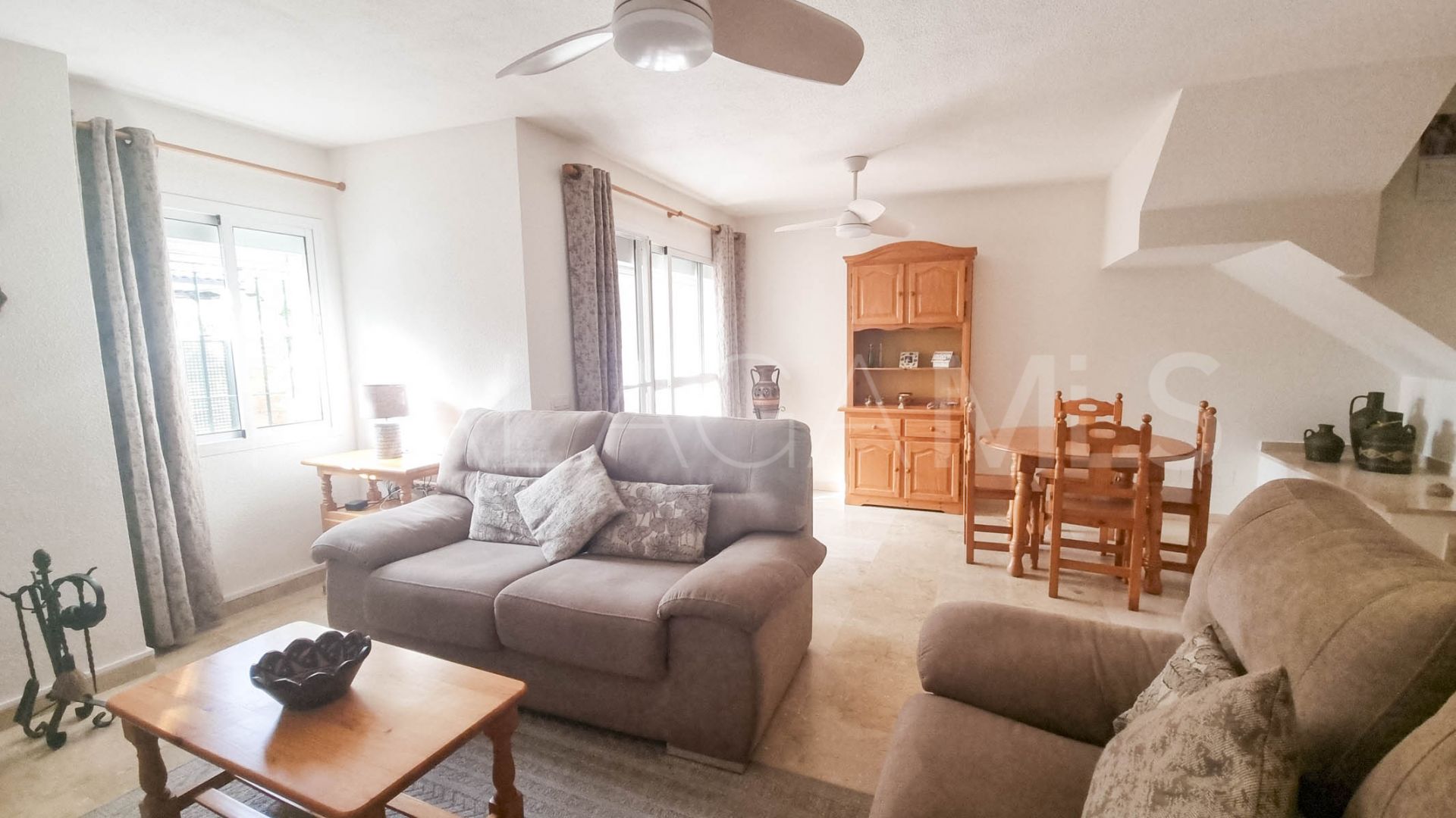 Radhus for sale in Casares Playa