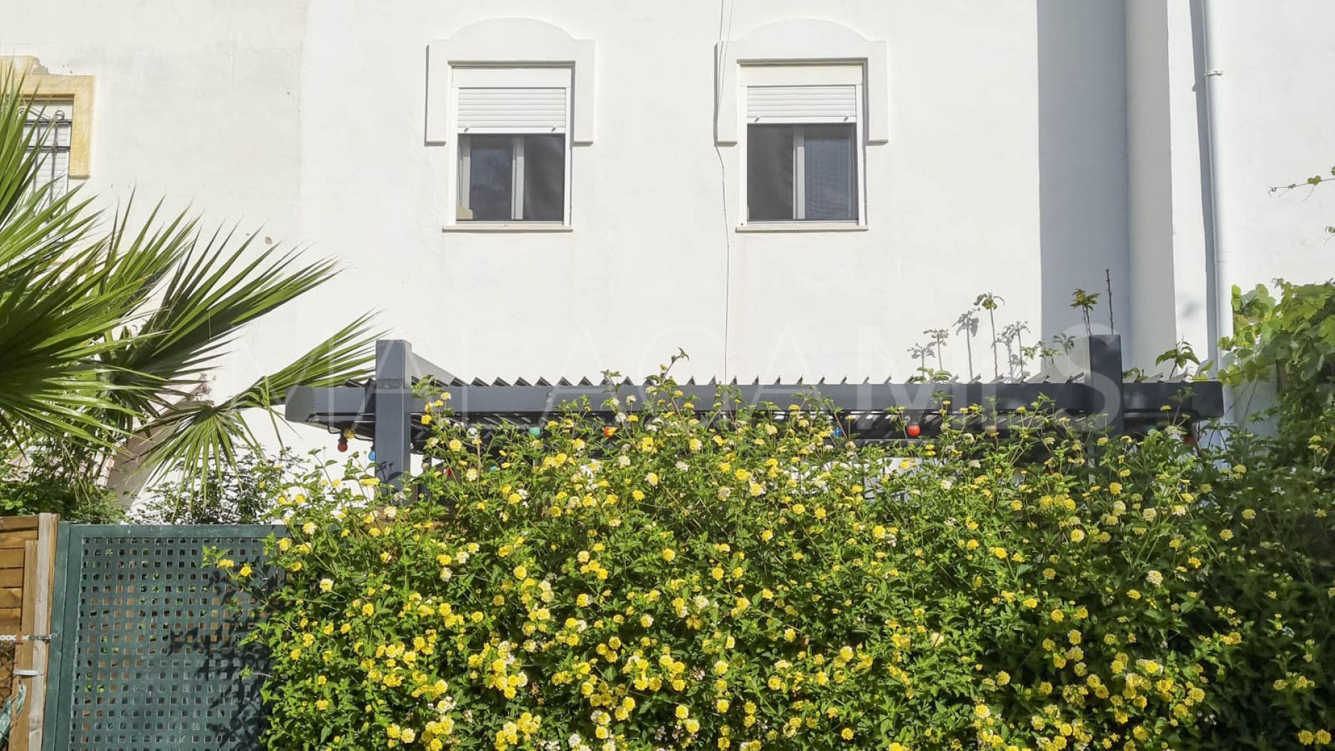 Radhus for sale in Casares Playa