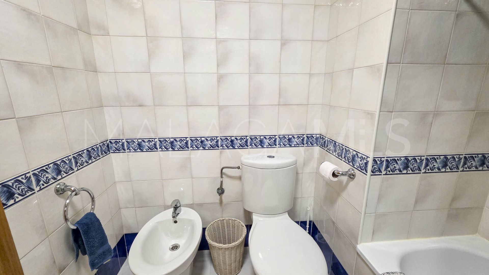 Radhus for sale in Casares Playa