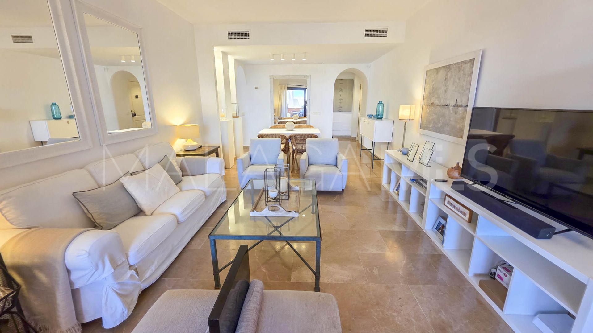 For sale apartment with 2 bedrooms in Manilva