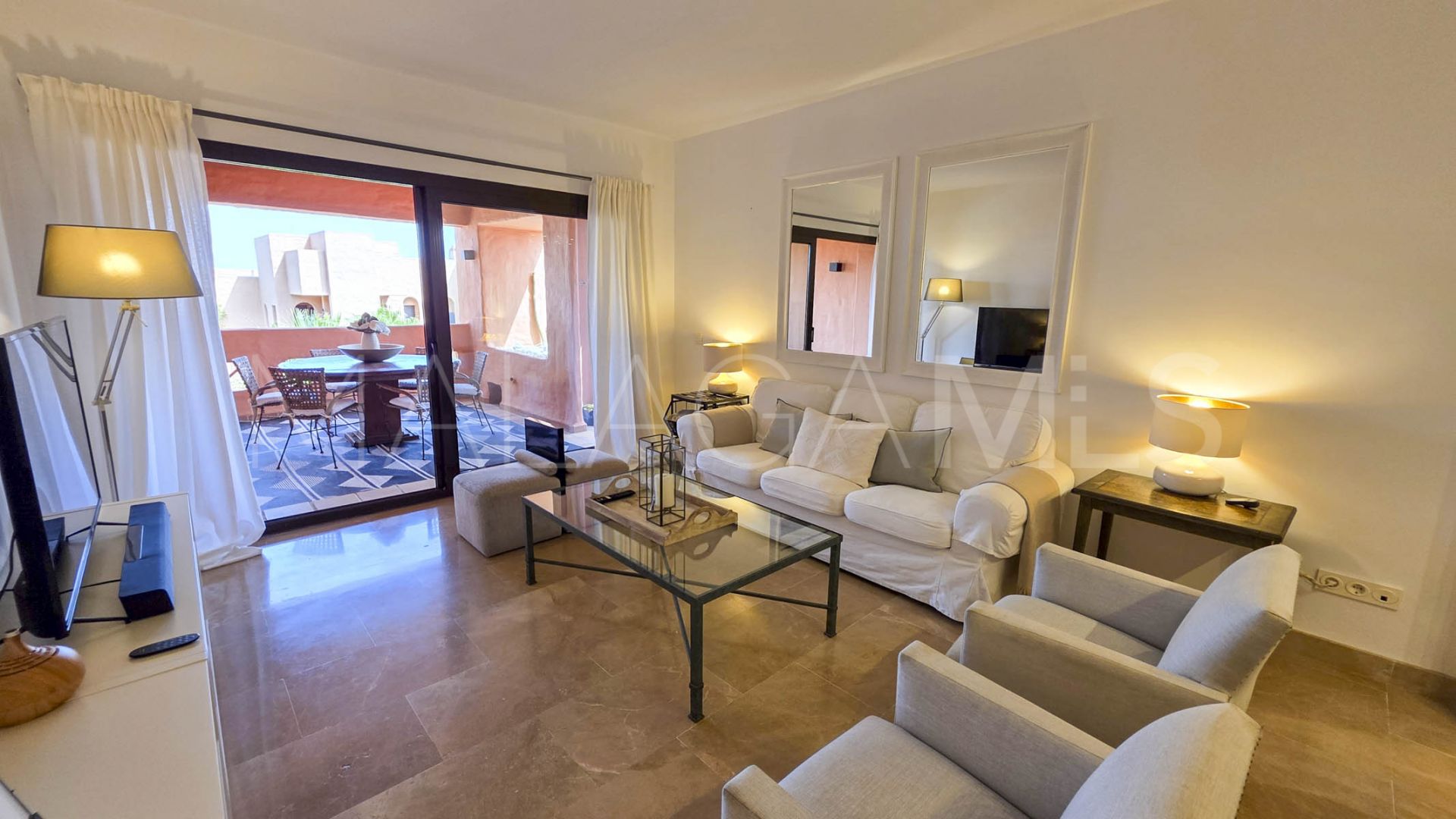 For sale apartment with 2 bedrooms in Manilva