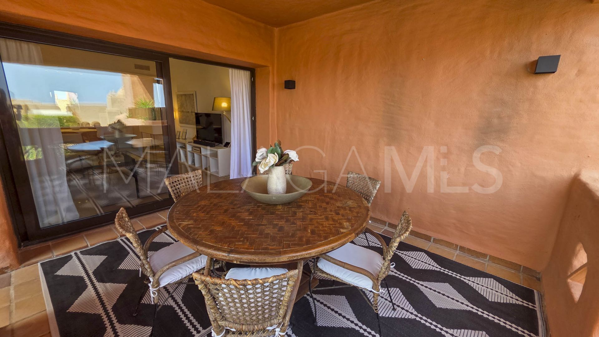 For sale apartment with 2 bedrooms in Manilva