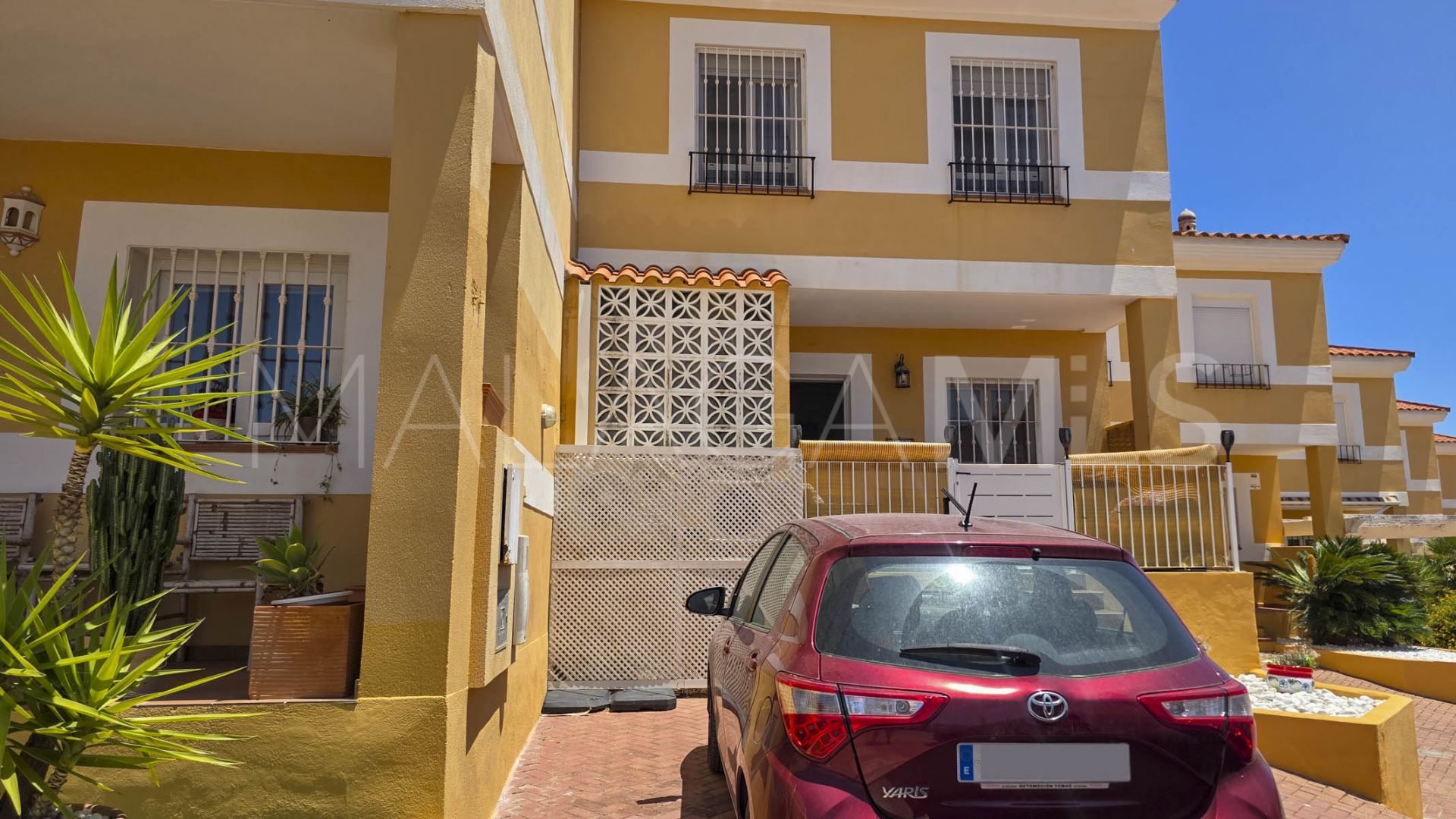Reihenhaus for sale in La Duquesa