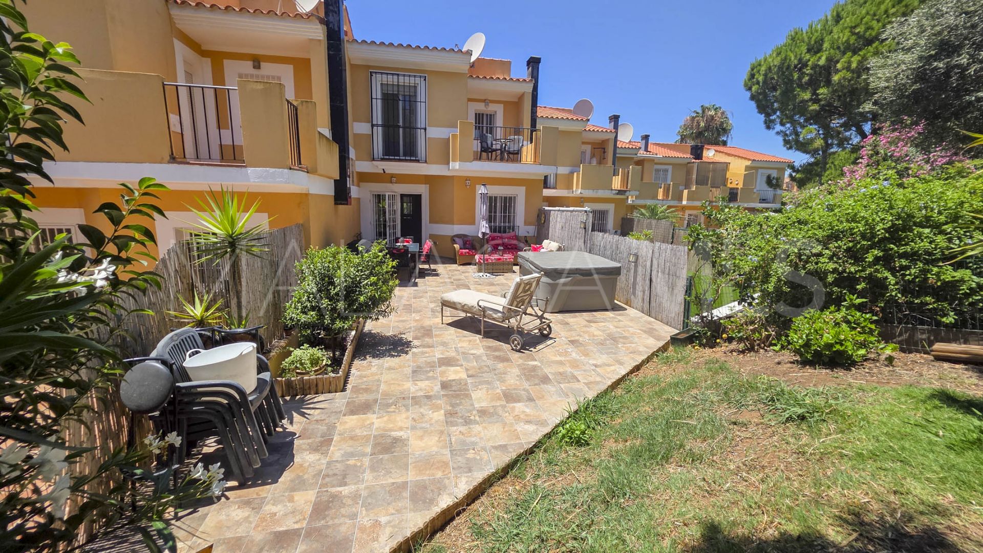 Reihenhaus for sale in La Duquesa