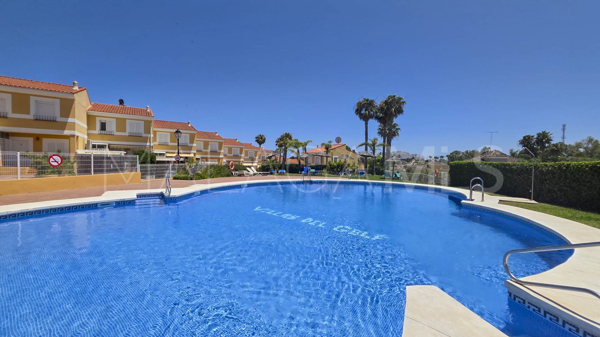 Reihenhaus for sale in La Duquesa