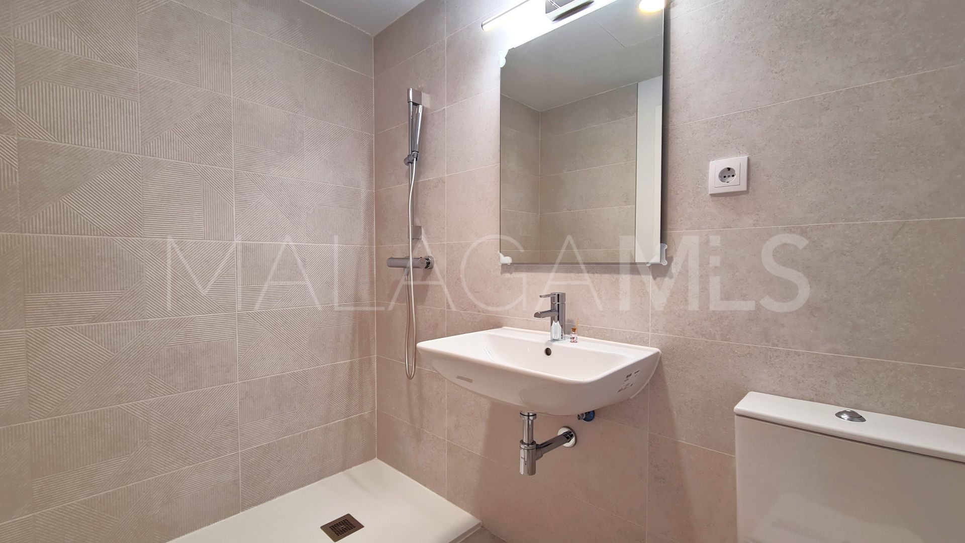 Duplex penthouse for sale in Estepona Ville